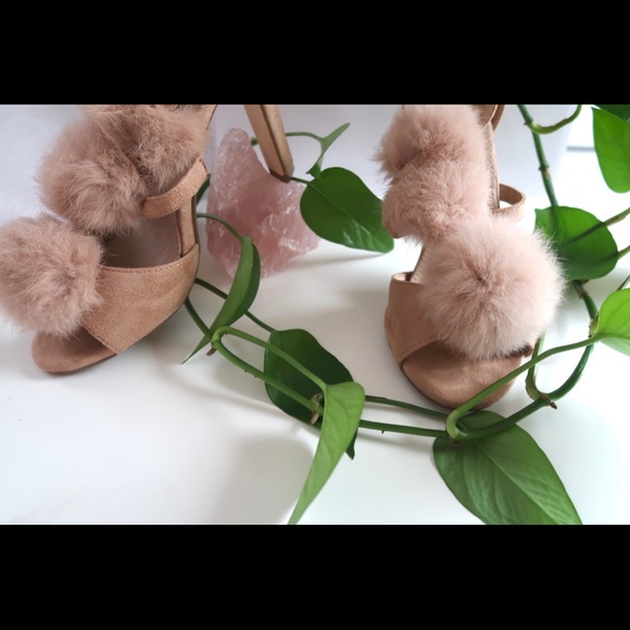Light Pink Suede Heels with fluff balls - Picture 2 of 5